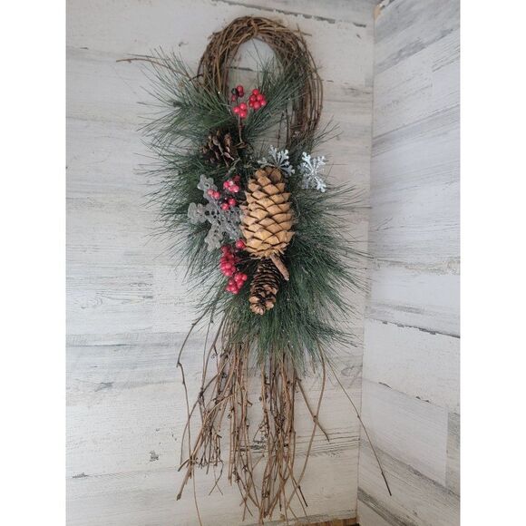 Enchanted Forest hanging unique wreath Pinecone pine tree froth home decor - Picture 1 of 13